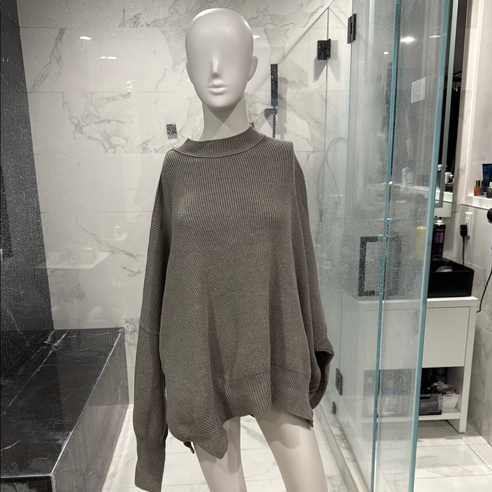 Free People Women's Gray Sweater
